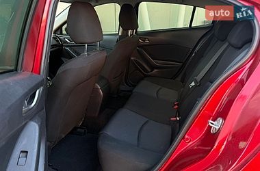Хэтчбек Mazda 3 2016 в Киеве