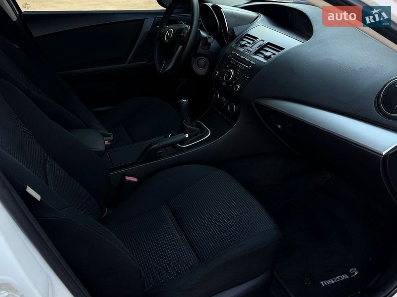 Хэтчбек Mazda 3 2012 в Виннице