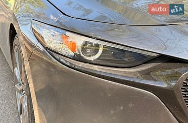 Хетчбек Mazda 3 2019 в Охтирці фото 8 Хетчбек Mazda 3 2019 в Охтирці