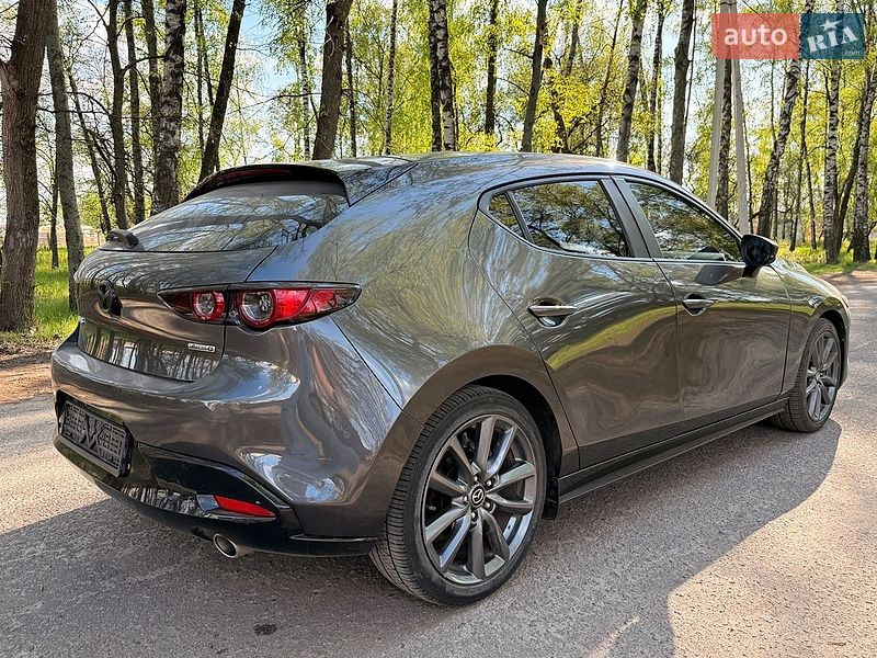 Хэтчбек Mazda 3 2019 в Ахтырке