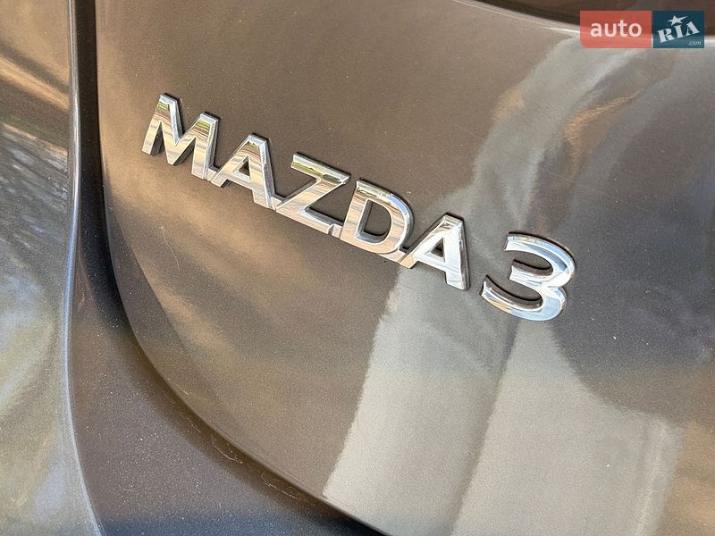 Хэтчбек Mazda 3 2019 в Ахтырке