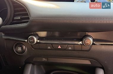 Хетчбек Mazda 3 2019 в Охтирці фото 46 Хетчбек Mazda 3 2019 в Охтирці