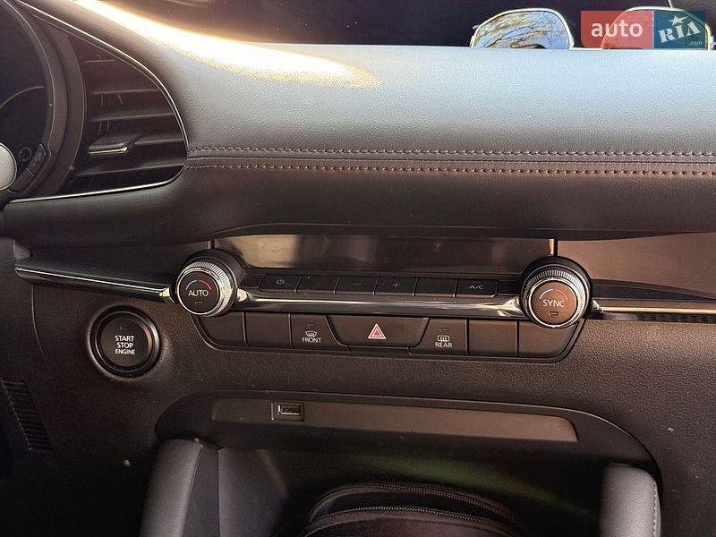 Хетчбек Mazda 3 2019 в Охтирці фото 46 Хетчбек Mazda 3 2019 в Охтирці