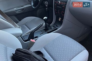Хэтчбек Mazda 3 2004 в Ивано-Франковске