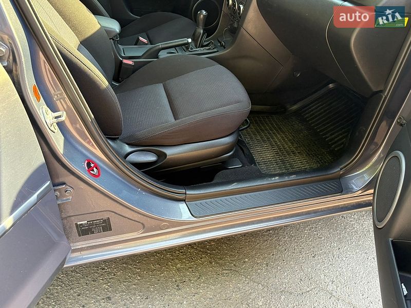 Седан Mazda 3 2007 в Харькове