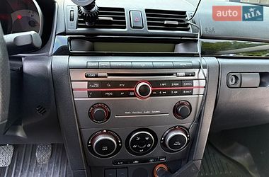 Седан Mazda 3 2007 в Харькове