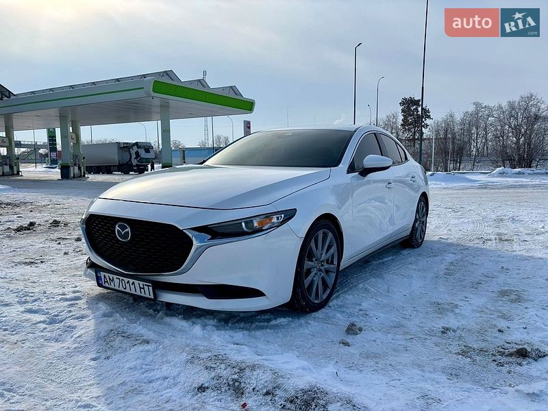Седан Mazda 3 2019 в Борисполі