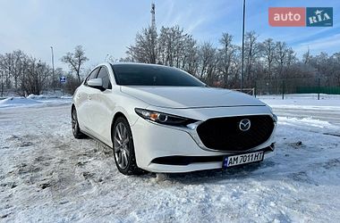 Седан Mazda 3 2019 в Борисполі