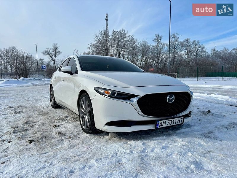 Седан Mazda 3 2019 в Борисполі