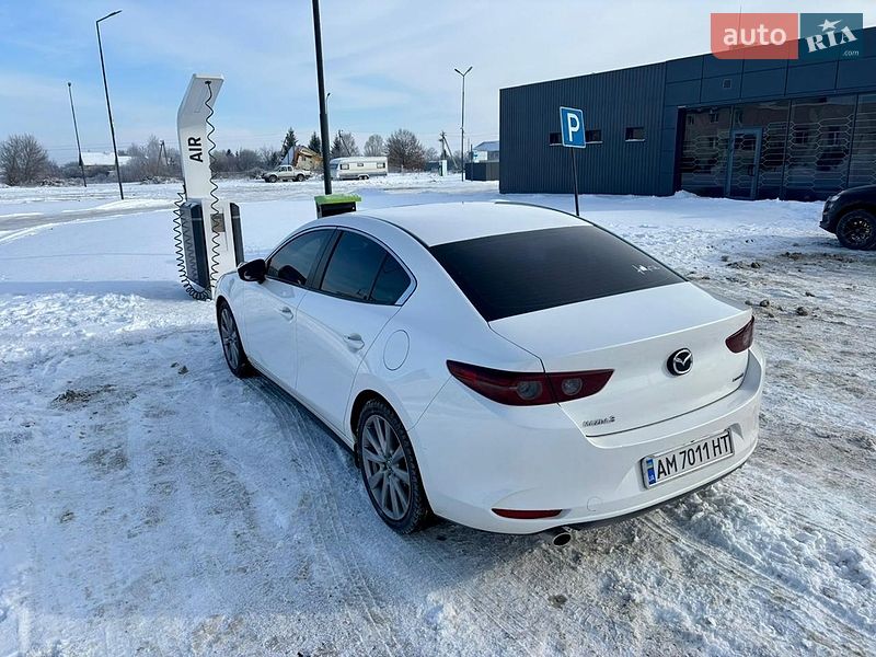 Седан Mazda 3 2019 в Борисполі