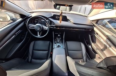 Седан Mazda 3 2019 в Борисполі