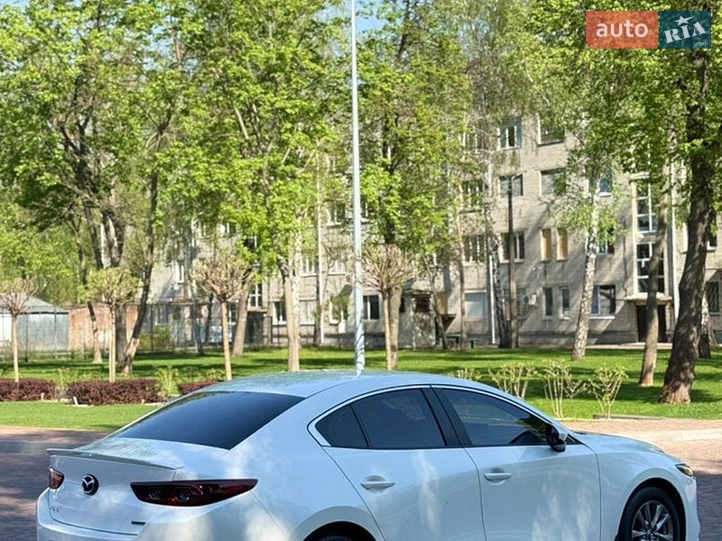 Седан Mazda 3 2020 в Киеве