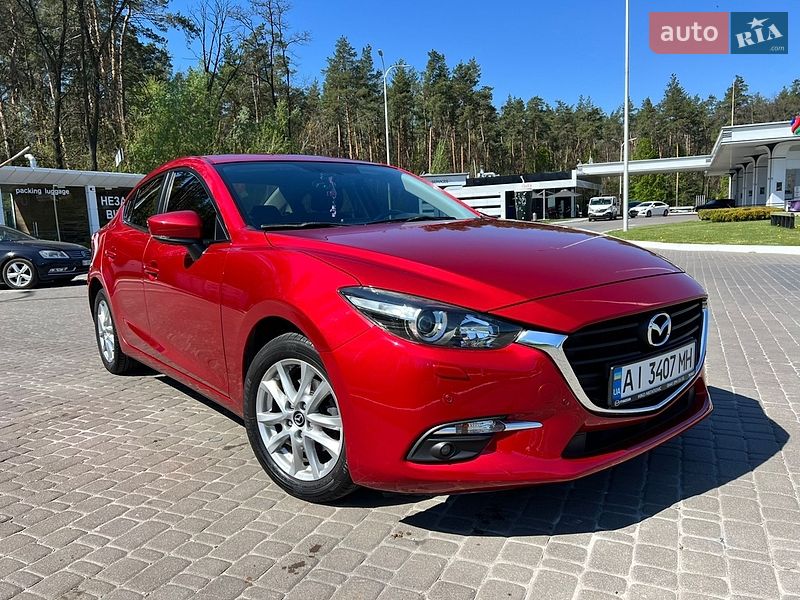 Седан Mazda 3 2017 в Киеве