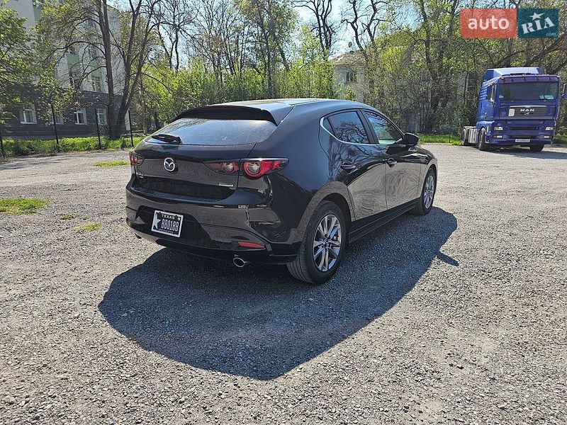 Хэтчбек Mazda 3 2022 в Каменском