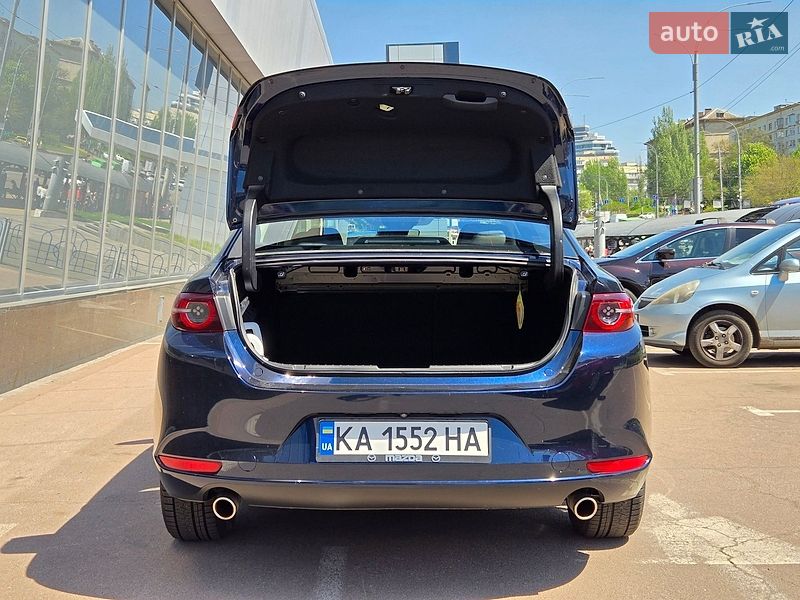 Седан Mazda 3 2019 в Києві