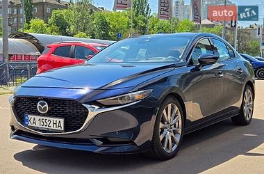 Седан Mazda 3 2019 в Києві