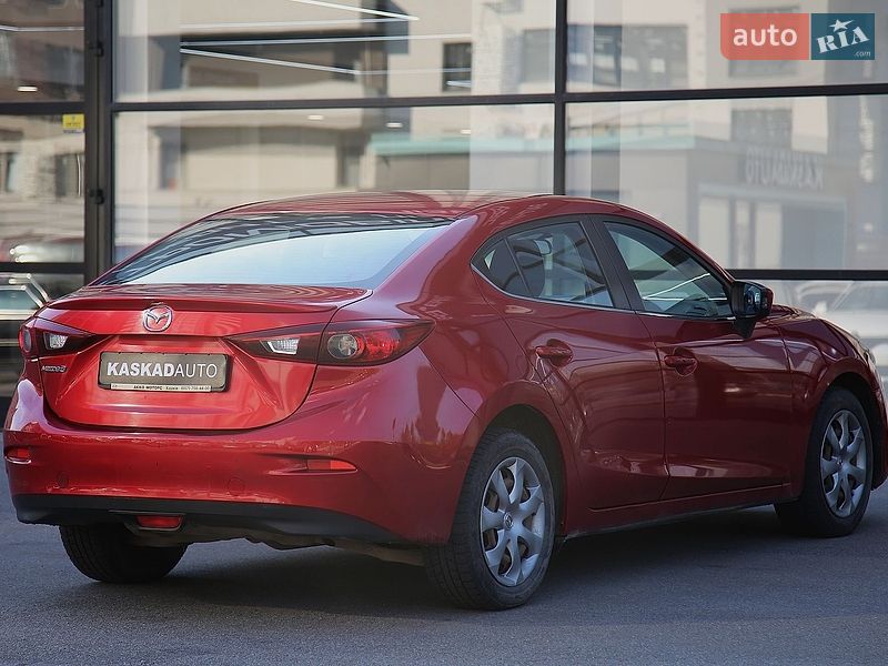 Седан Mazda 3 2015 в Харькове