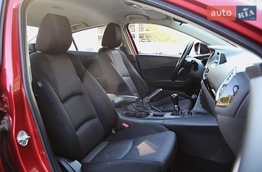 Седан Mazda 3 2015 в Харькове