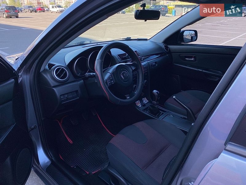 Хэтчбек Mazda 3 2006 в Киеве