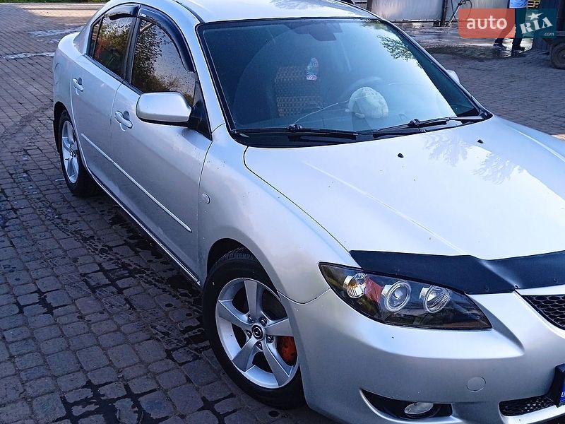 Седан Mazda 3 2005 в Першотравенську
