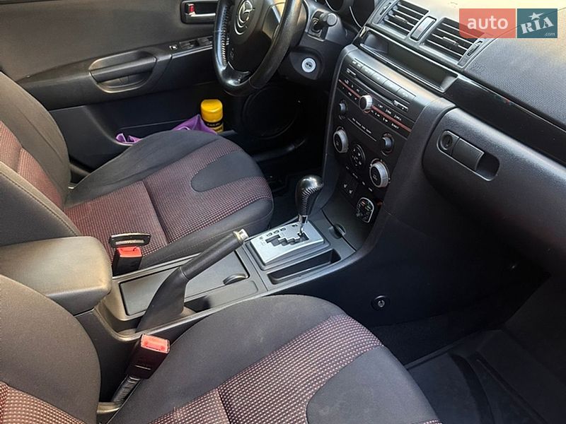 Седан Mazda 3 2005 в Кропивницком