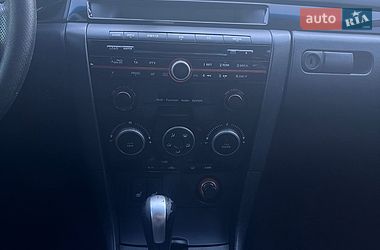 Седан Mazda 3 2008 в Новоселках