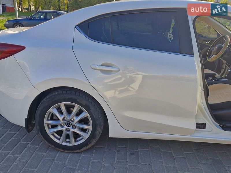 Седан Mazda 3 2013 в Харькове