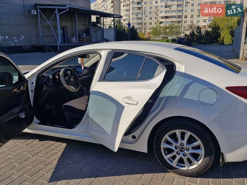 Седан Mazda 3 2013 в Харькове