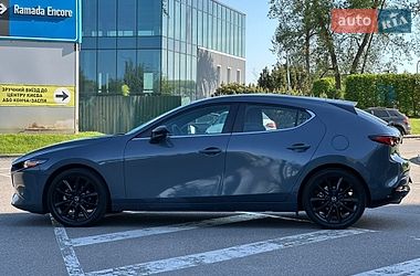 Хэтчбек Mazda 3 2023 в Киеве
