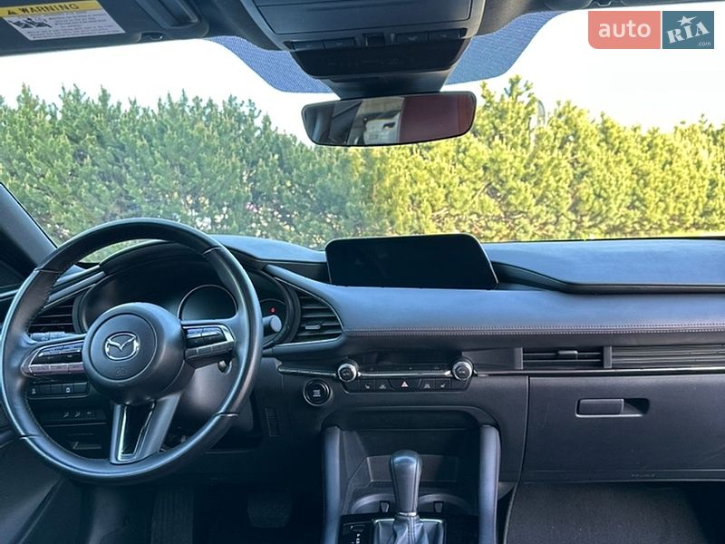 Хэтчбек Mazda 3 2023 в Киеве