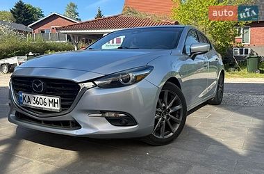 Хэтчбек Mazda 3 2017 в Львове