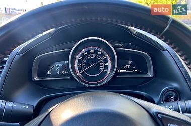 Седан Mazda 3 2015 в Днепре