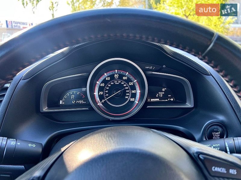 Седан Mazda 3 2015 в Днепре