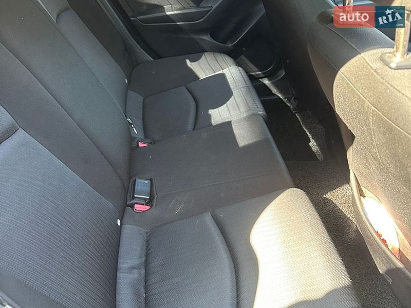 Седан Mazda 3 2014 в Одессе