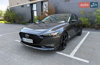 Седан Mazda 3 2021 в Киеве