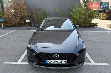 Седан Mazda 3 2021 в Киеве