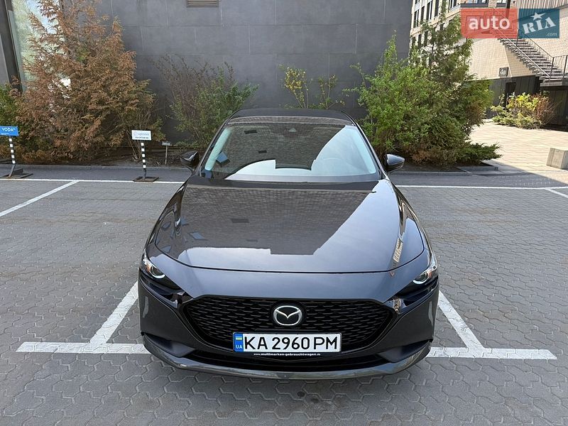 Седан Mazda 3 2021 в Киеве