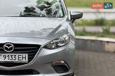 Седан Mazda 3 2015 в Івано-Франківську