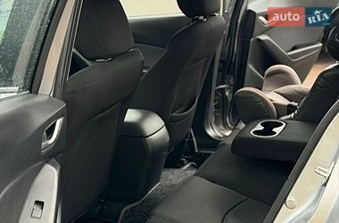 Седан Mazda 3 2015 в Івано-Франківську