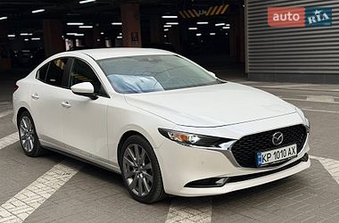 Седан Mazda 3 2019 в Киеве