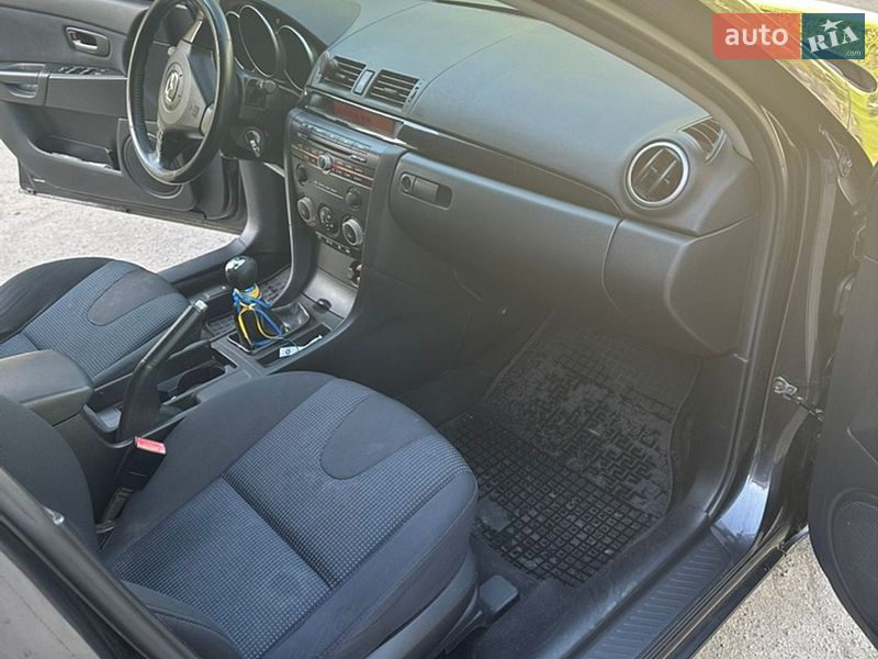 Хетчбек Mazda 3 2005 в Херсоні