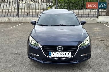 Седан Mazda 3 2017 в Одесі