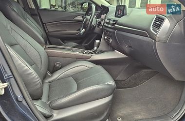 Седан Mazda 3 2017 в Одесі