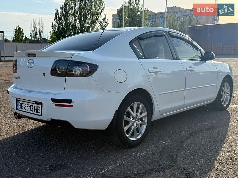 Седан Mazda 3 2008 в Николаеве