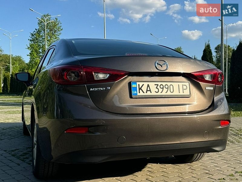 Седан Mazda 3 2015 в Харькове