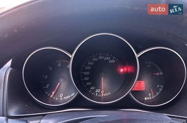 Хэтчбек Mazda 3 2005 в Киеве
