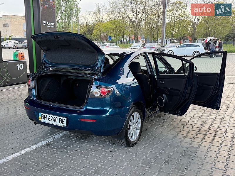 Седан Mazda 3 2007 в Одесі