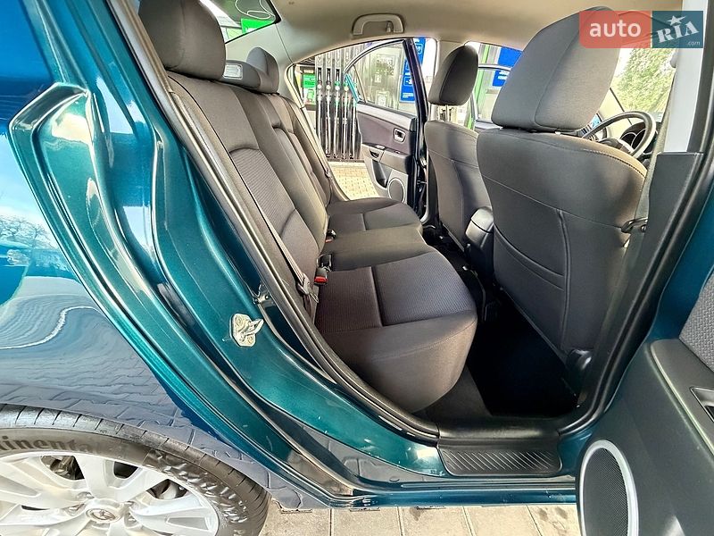 Седан Mazda 3 2007 в Одесі