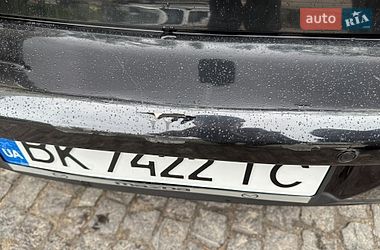 Седан Mazda 3 2004 в Киеве
