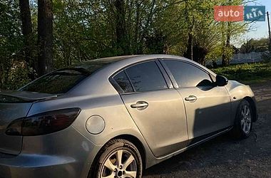 Седан Mazda 3 2011 в Ивано-Франковске
